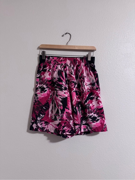 Under Armour Other - Under Armour Pink & Black shorts